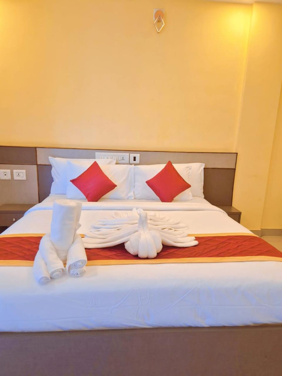 Alfa Inn Nedumbassery Ngoại thất bức ảnh