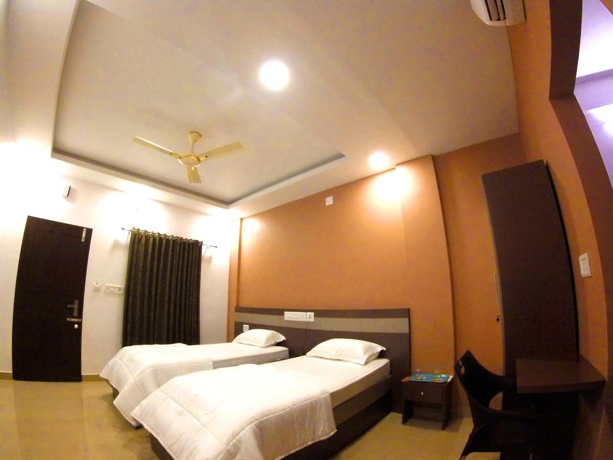 Alfa Inn Nedumbassery Ngoại thất bức ảnh